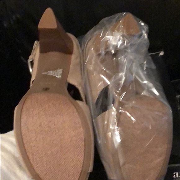 AnA open toe booties - Picture 4 of 4